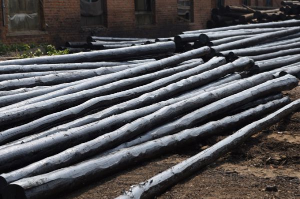 天澤木業提供各種規格優質防腐木桿